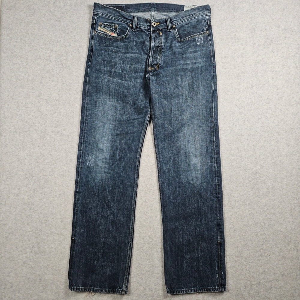 Diesel Quratt Men's 36x34 Blue Denim Jeans Straight Leg Button Fly Italy 0071S
